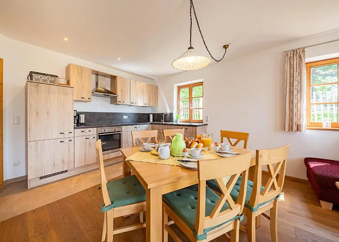 Schoberhof مزرعة للإقامة سامربيرغ